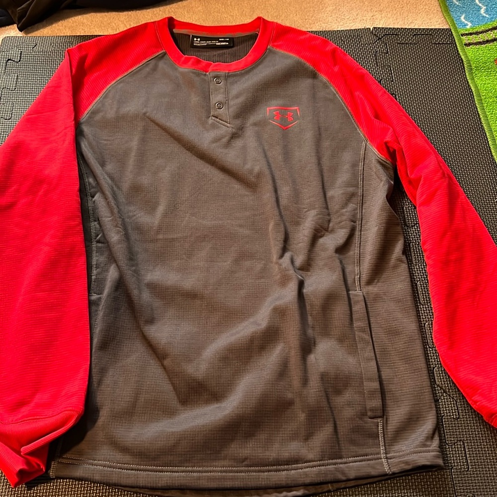 Under Armour Men’s Long Sleeve Henley Top